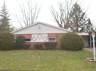 1682 Slusser Rd, Tallmadge, OH 44278