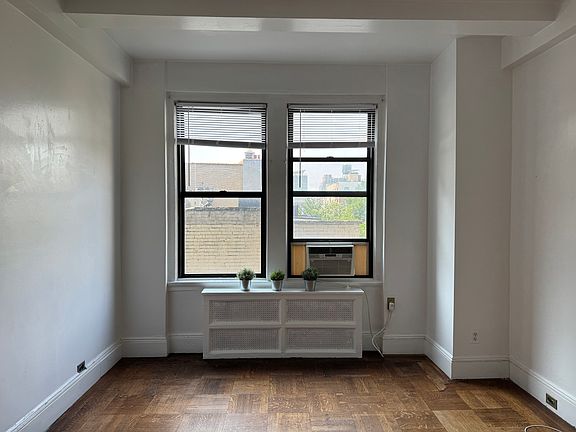 3rd image of 225 Central Park N APT 618A