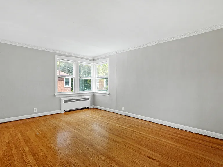 7539 Byron Pl #3W — Photo 3