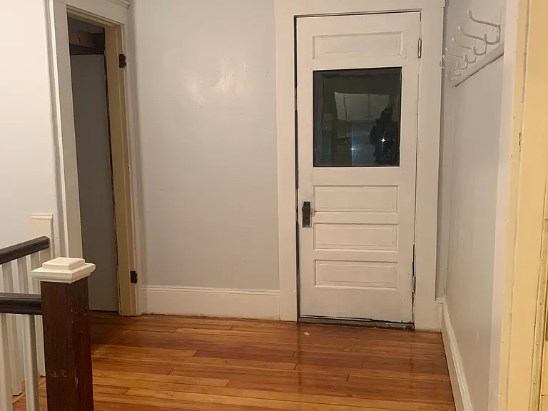 18-20 Winthrop Ave — Photo 6