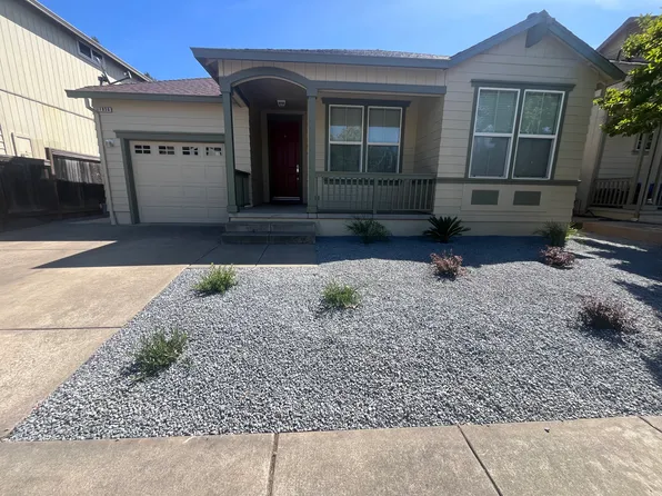 1956 Kirkhill St, Santa Rosa, CA 95403
