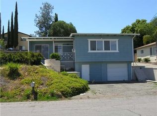 212 N Pasadena Ave, Fallbrook, CA 92028