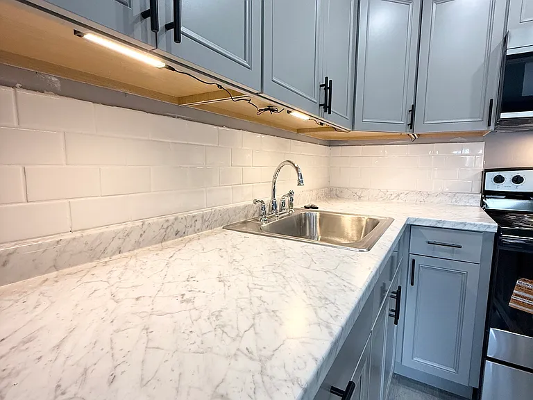 320 S Country Rd #4 — Photo 4