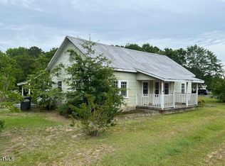 104 Chic Ennis Rd, Coats, NC 27521