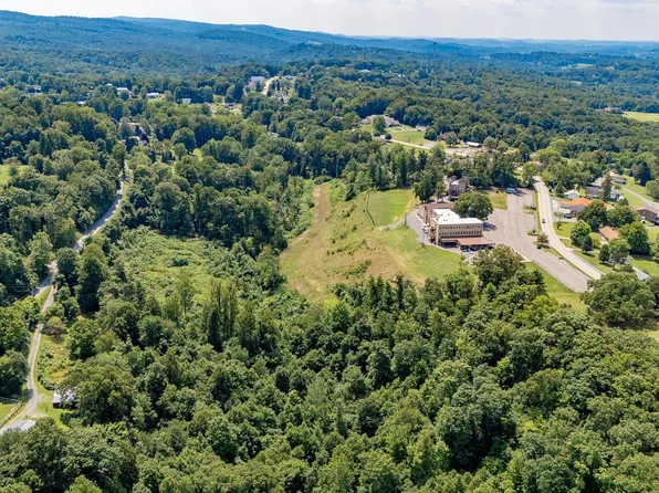 Ed Dunn Rd, Morgantown, WV 26508