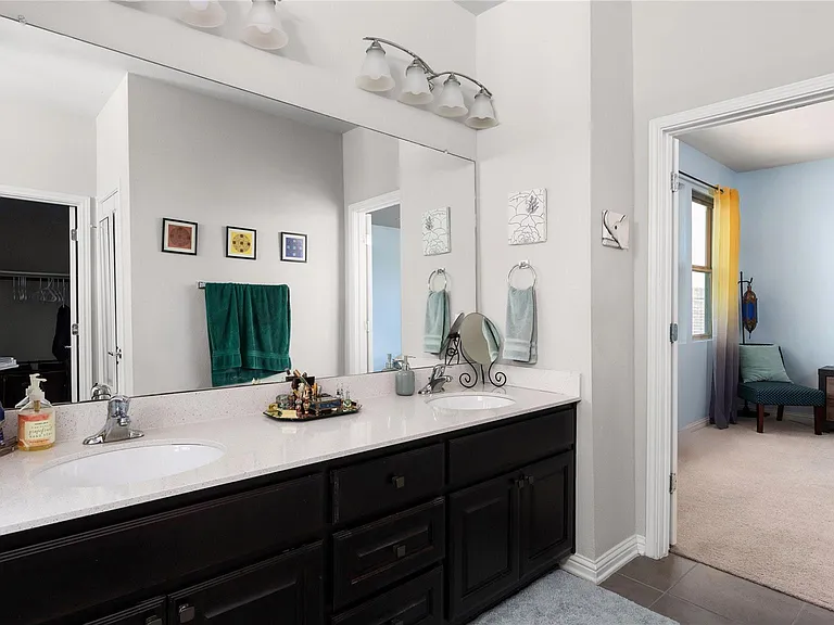 1511 Lawrence St — Photo 18