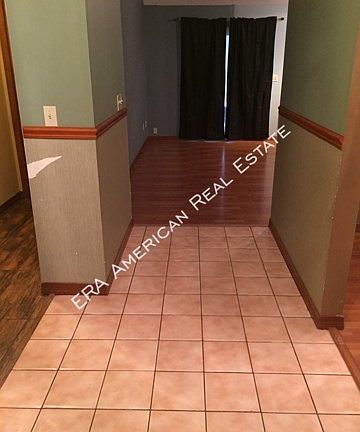 4th image of 235 Karen Ct