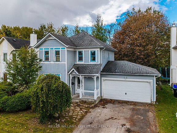 2nd image of 1920 Applewood Ave