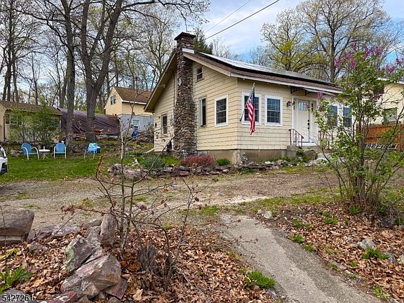 2nd image of 29 Lakeside Rd