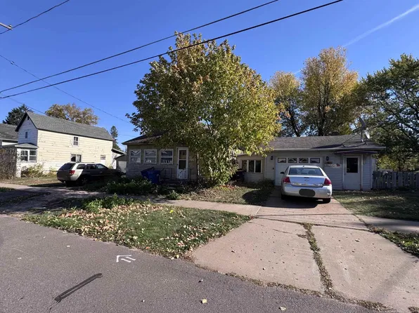 224 S Curry St, Ironwood, MI 49938