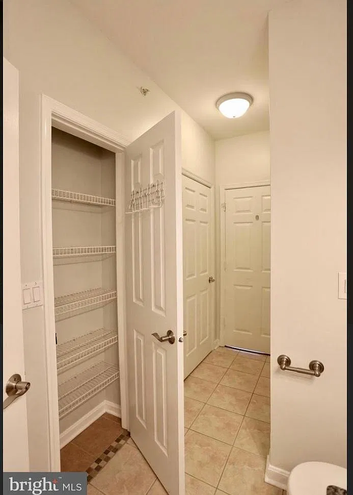 4551 Strutfield Ln — Photo 2