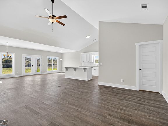3rd image of 2577 Bethany Bowersville Rd #7