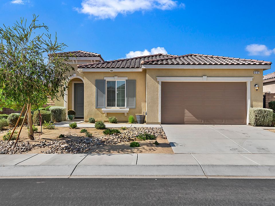1st image of 42927 Cusino Ct