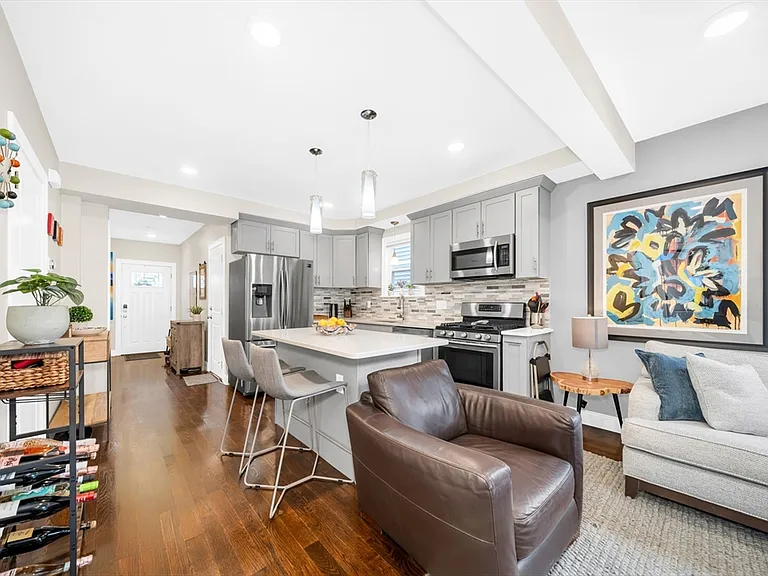 32 Fountain Ave #1 — Photo 2