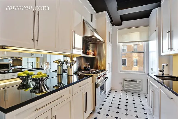 Sold by Corcoran | media 2