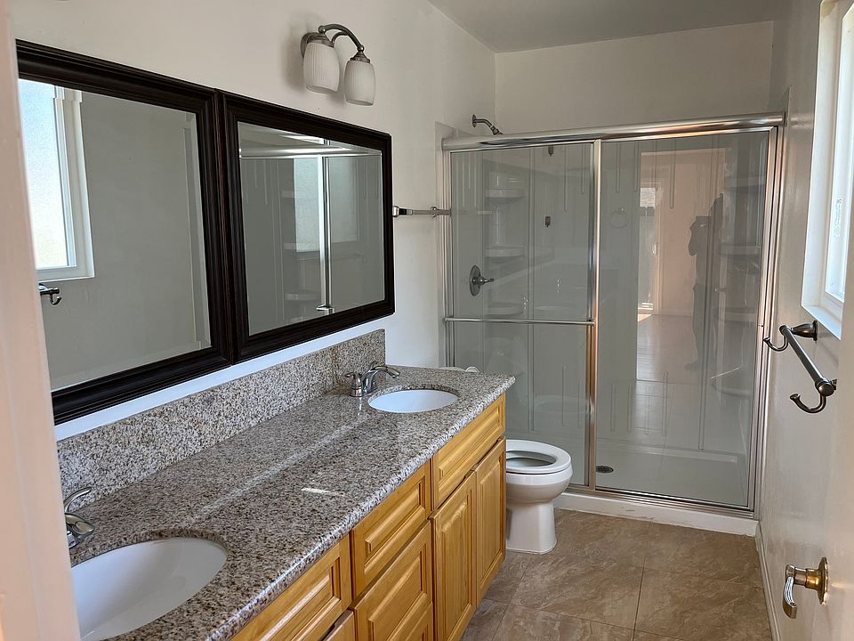 1st image of 474 S Pine St #474