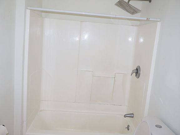 2nd image of 37-39 Elliott St #2R