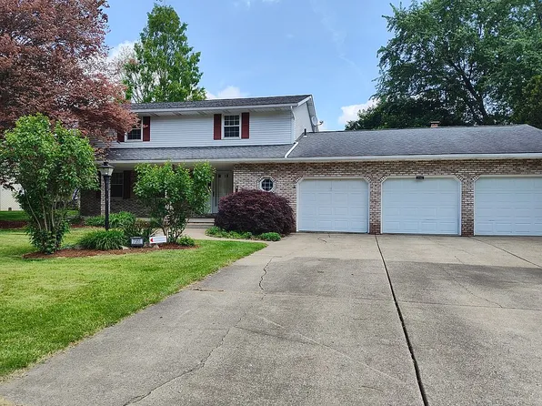 7351 Ashburton Cir NW, North Canton, OH 44720