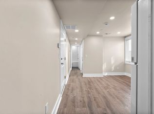 725 20th St NE #3, Washington, DC 20002