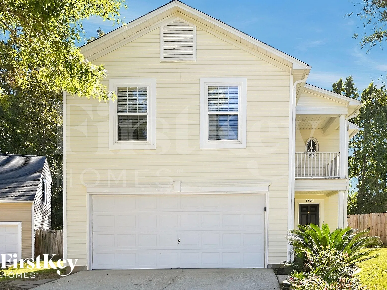 3 bed, 2.5 bath, 1760 sqft, $2,190 — Photo 1