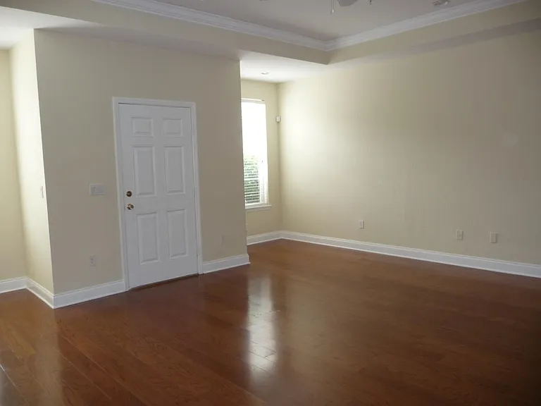 5506 Liberty Plain Cir — Photo 4