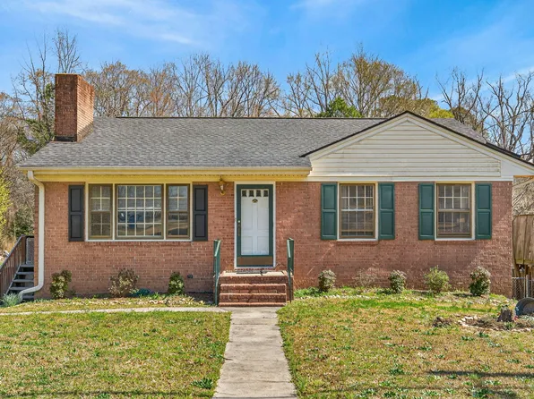 1101 S 2nd St, Lillington, NC 27546