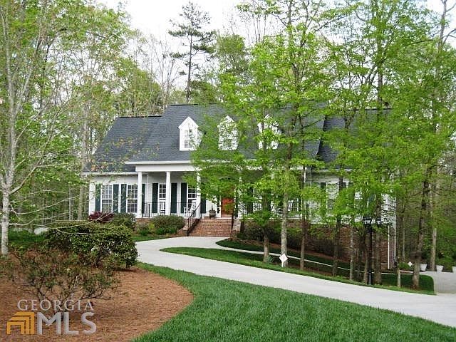 2nd image of 334 Rustic Ridge Rd NE