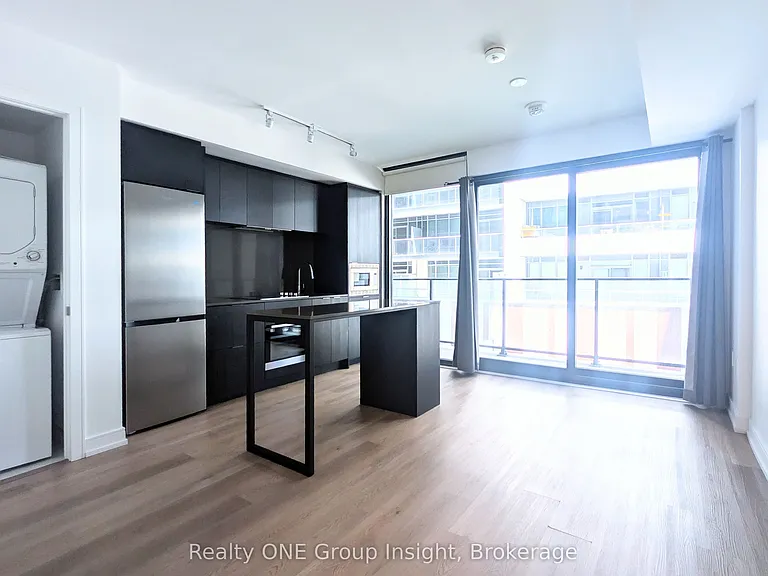 1 Jarvis St #425 — Photo 5