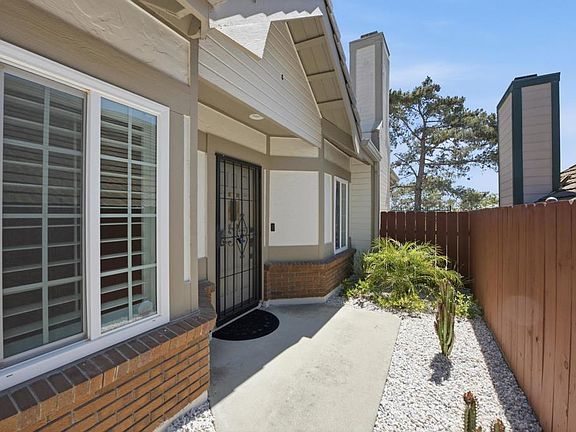 3rd image of 879 English Holly Ln