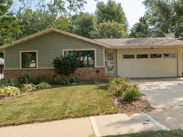 3002 8th Ave NW, Rochester, MN 55901