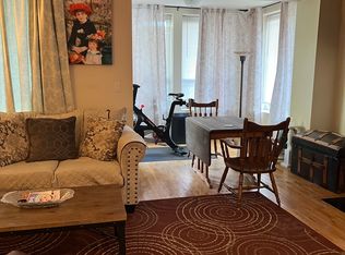 2706 W Evergreen Ave APT 3, Chicago, IL 60622
