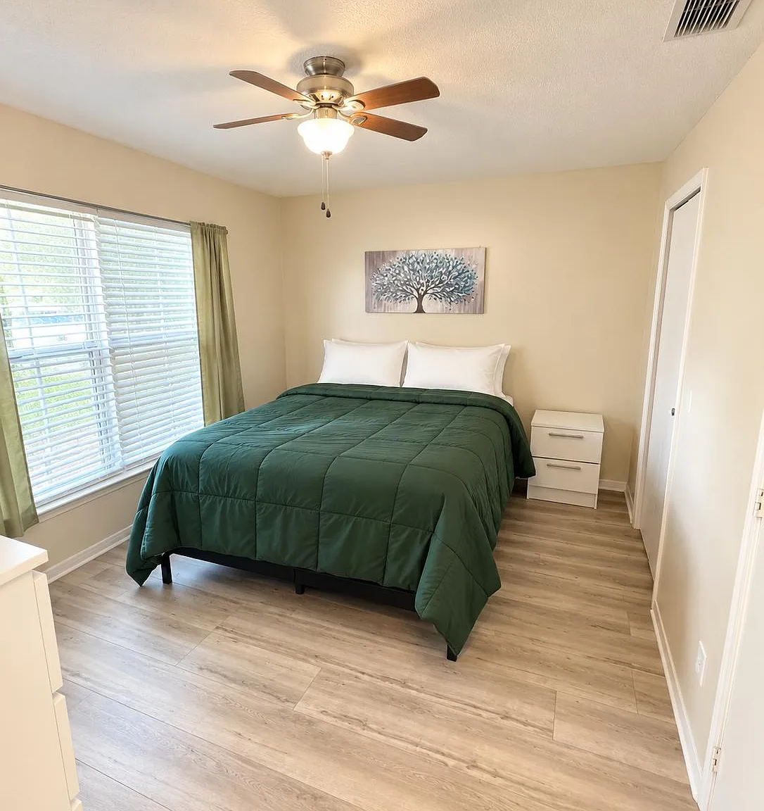 2 bed, 2.0 bath, 1100 sqft, $1,507 — Photo 1