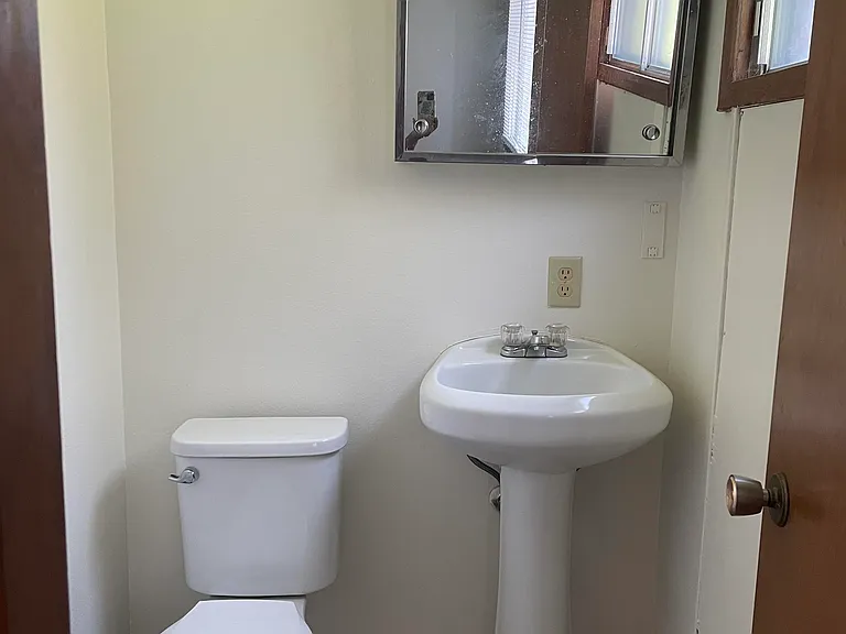 127 Mathews Dr #2 — Photo 7
