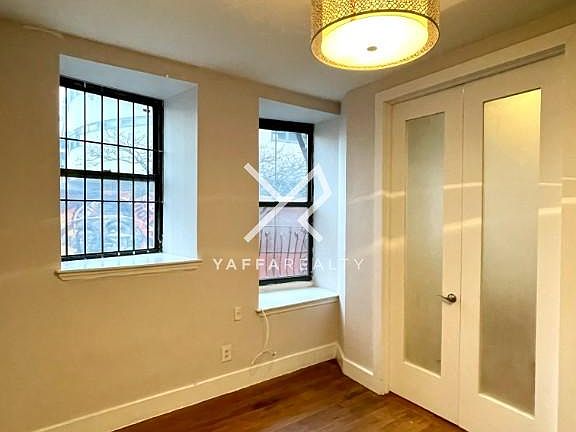 3rd image of 54 Eldridge St APT 2A