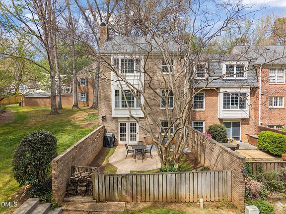 3rd image of 2925 Wycliff Rd