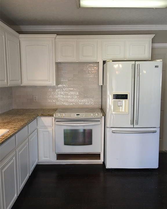 1977 7th St, High Island, TX 77623 Zillow