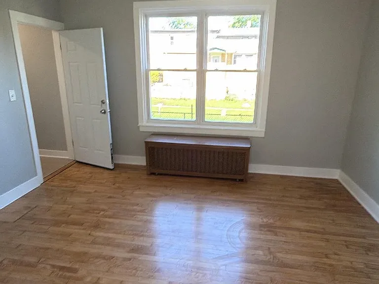 3312 E 136th St #1R — Photo 11