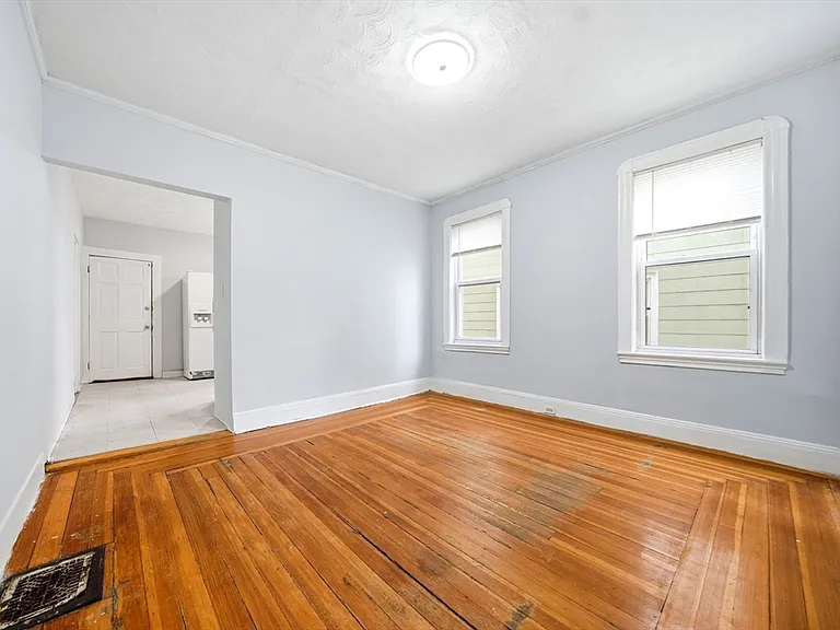 78 Mills St #1 — Photo 14