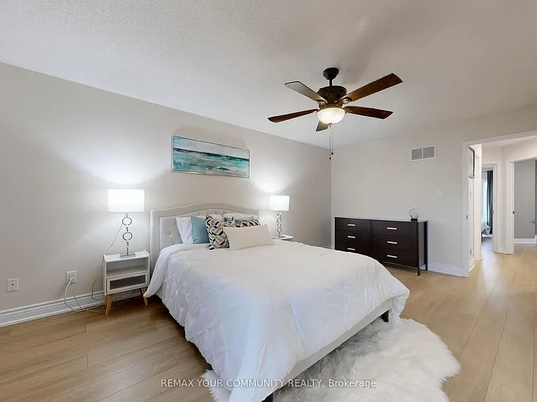 281 Ferndale Dr S — Photo 17