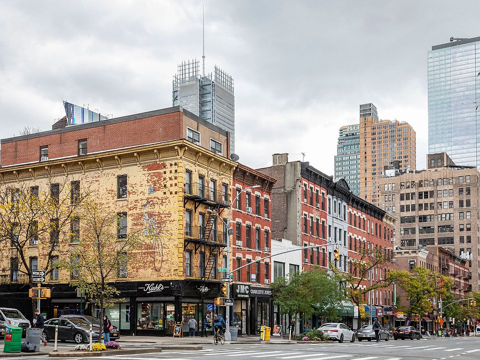 1st image of 505 W 47th St #4BS