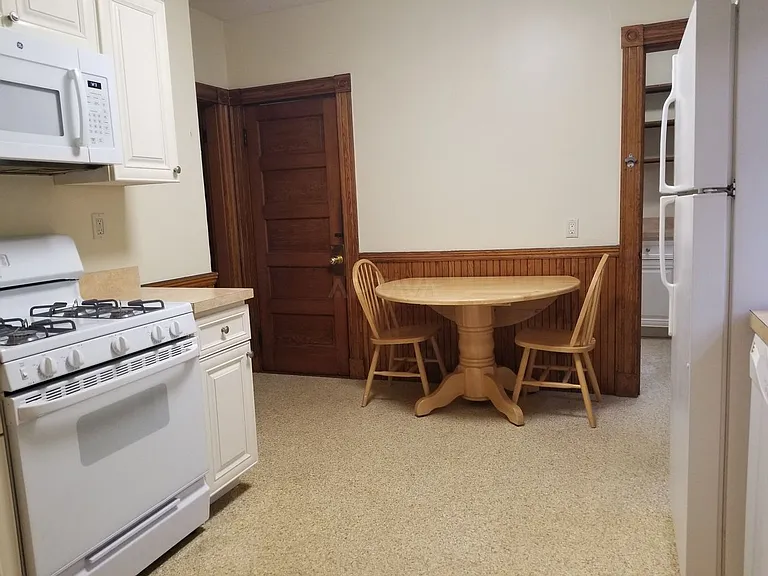 64 Park St #2 — Photo 3