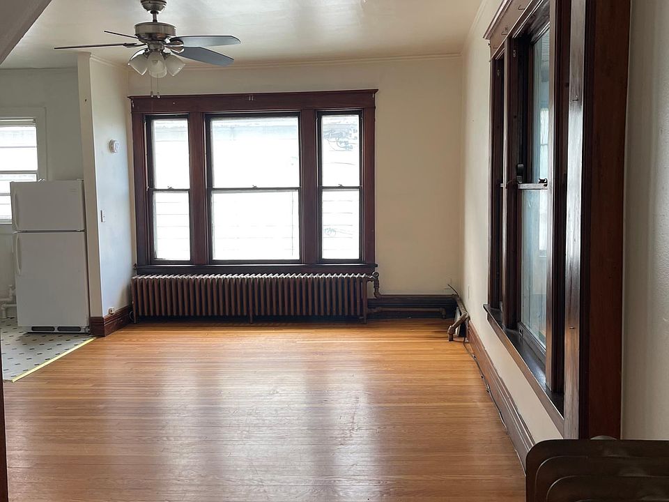 1st image of 600 Morris St #2A