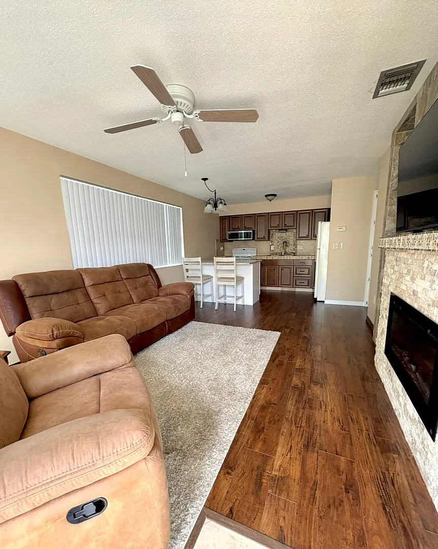 Beautifully Updated Condo in a Gated Active 55+ Community — Photo 3