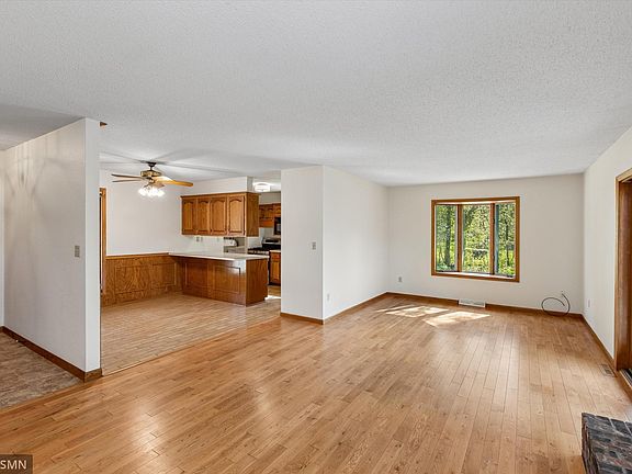4th image of 5904 325th St