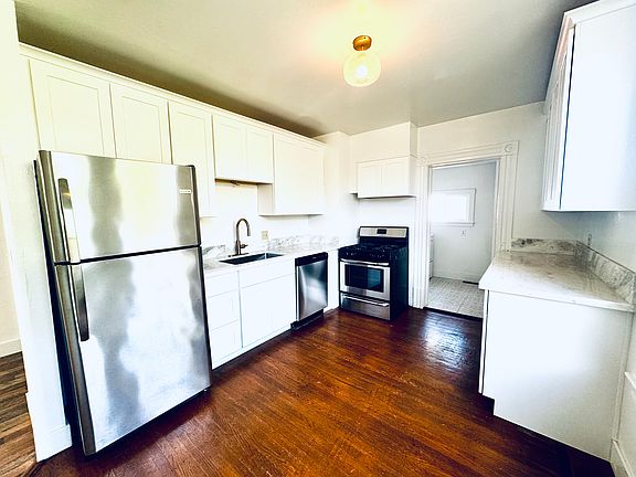 5th image of 3931 2nd Ave #4
