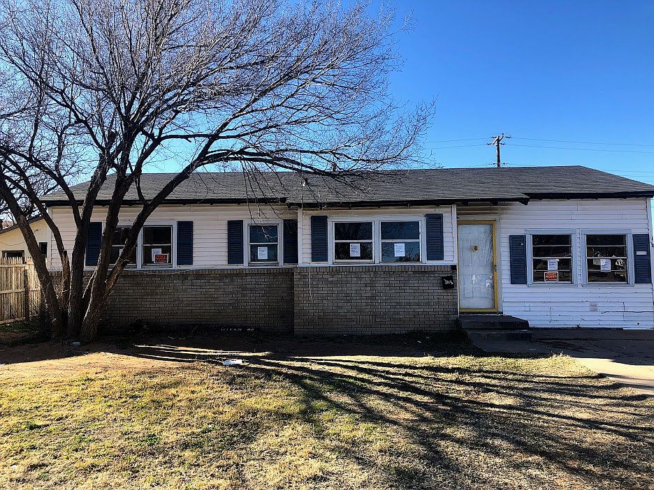 1st image of 2827 Oak Dr