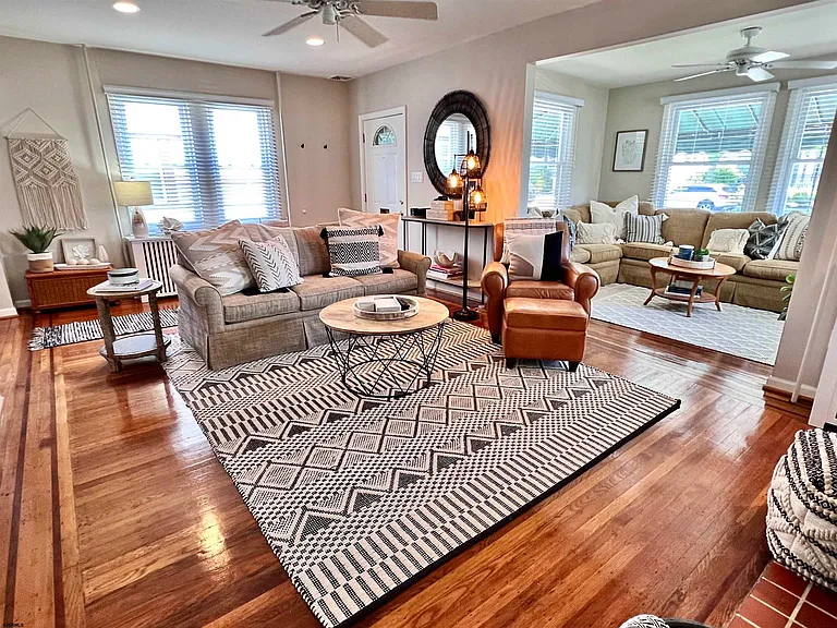 7407 Ventnor Ave — Photo 8