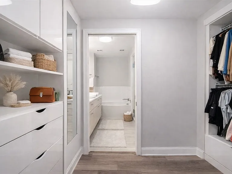 771 Harrison Ave #201 — Photo 8