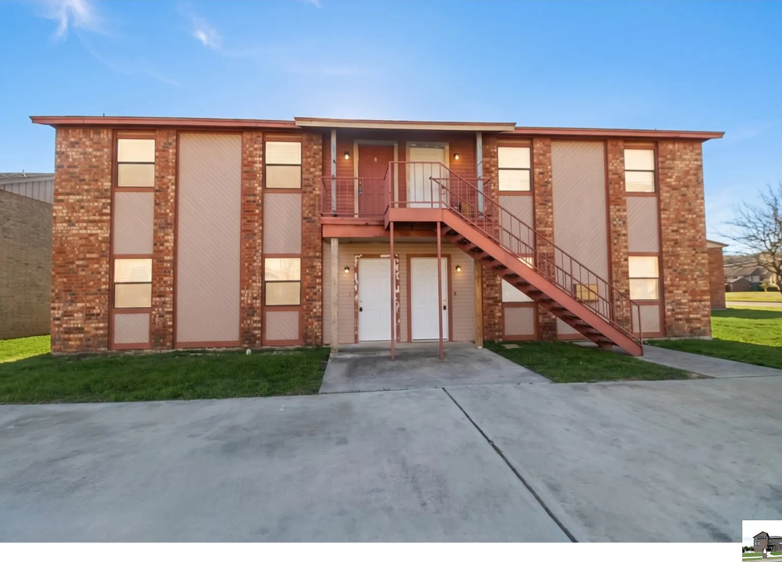 2 bed, 1.0 bath, 795 sqft, $600 — Photo 1