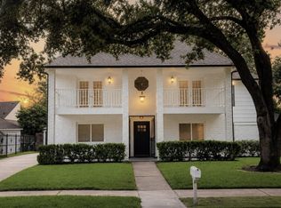 11642 Trailmont Dr, Houston, TX 77077
